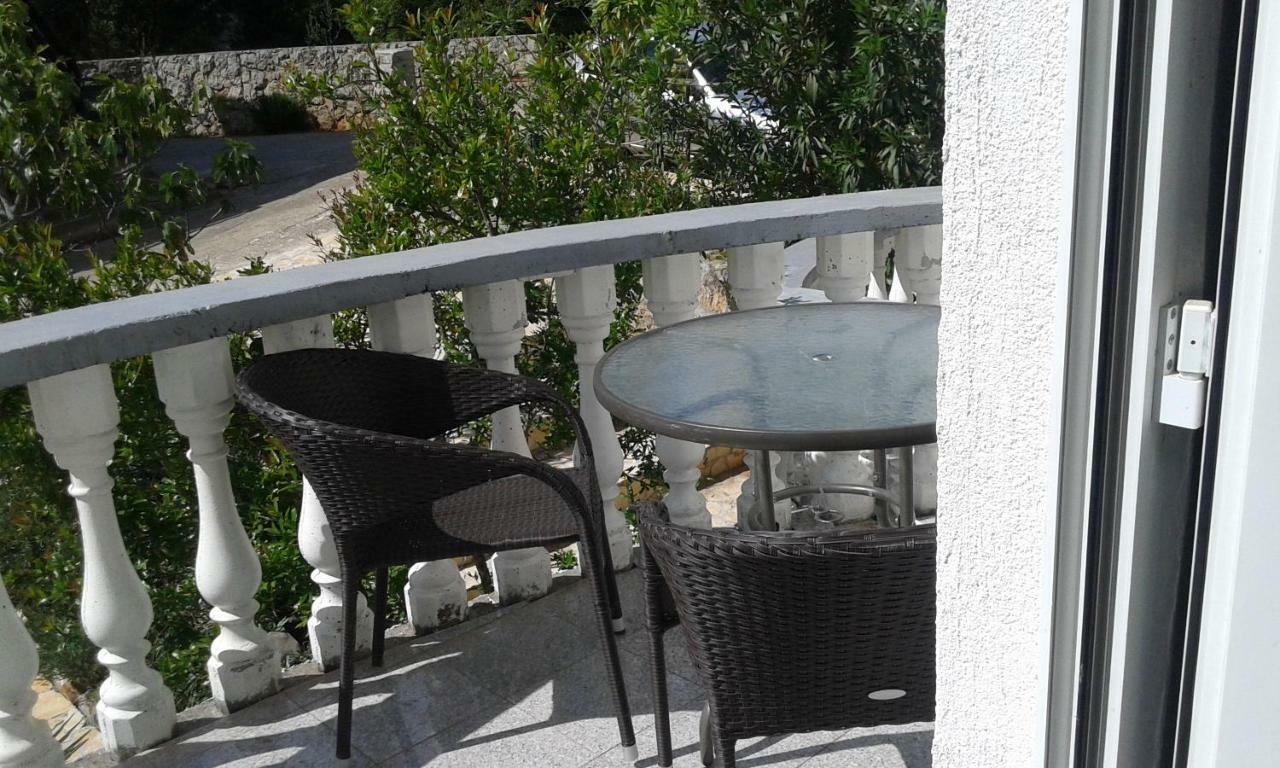Apartmani Marija Starigrad Paklenica Buitenkant foto