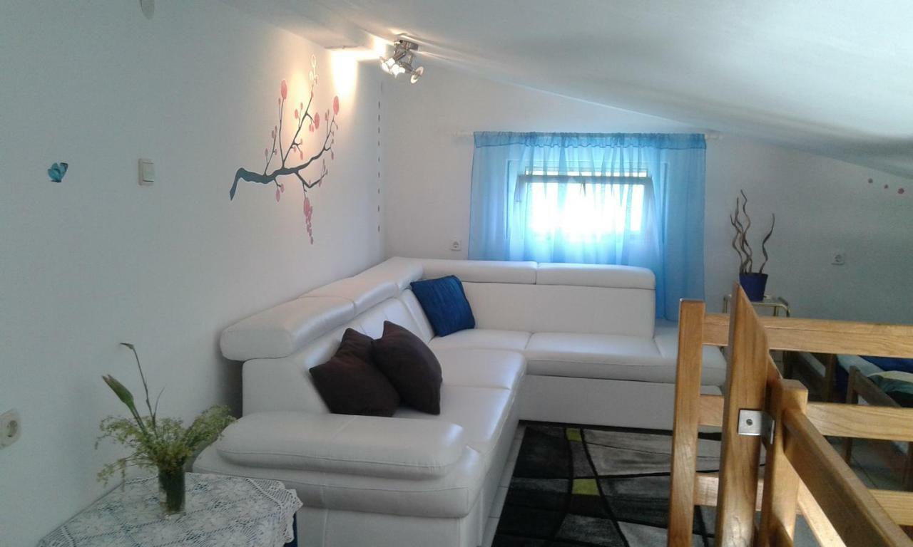 Apartmani Marija Starigrad Paklenica Buitenkant foto