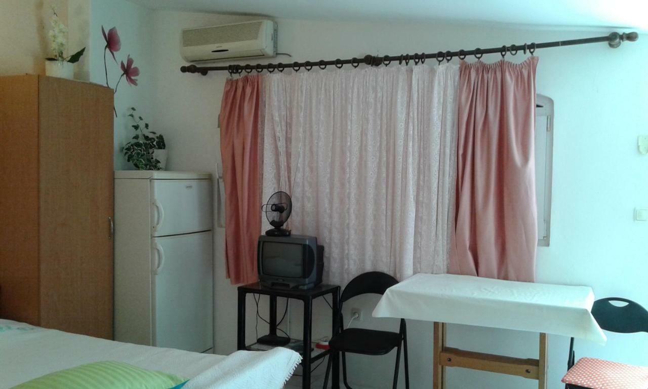 Apartmani Marija Starigrad Paklenica Buitenkant foto