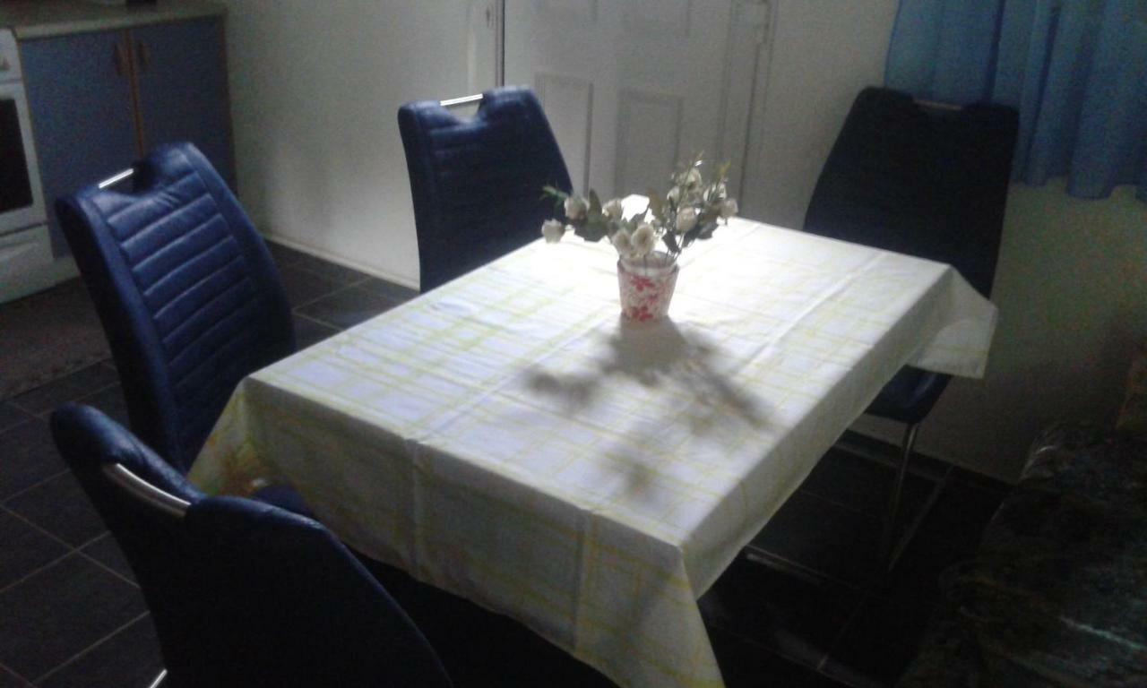 Apartmani Marija Starigrad Paklenica Buitenkant foto